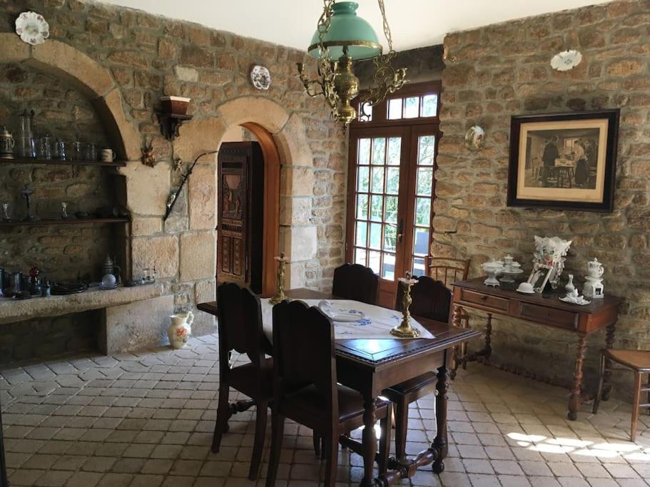 Bed and Breakfast La Forge De La Coudraie Pleugueneuc Zewnętrze zdjęcie